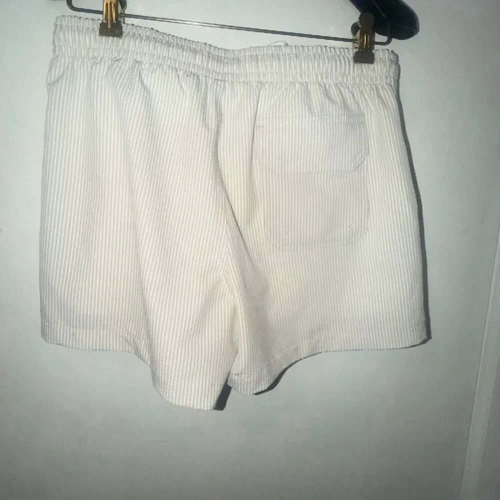 ABERCROMBIE & FITCH Tan Stripe Seersucker 5” Swim Shorts-S
